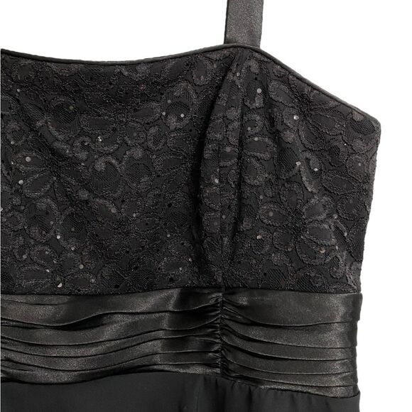Dressbarn Collection Tiered Cocktail Dress Women's Size 16 Black Lace Whimsigoth - Picture 6 of 16